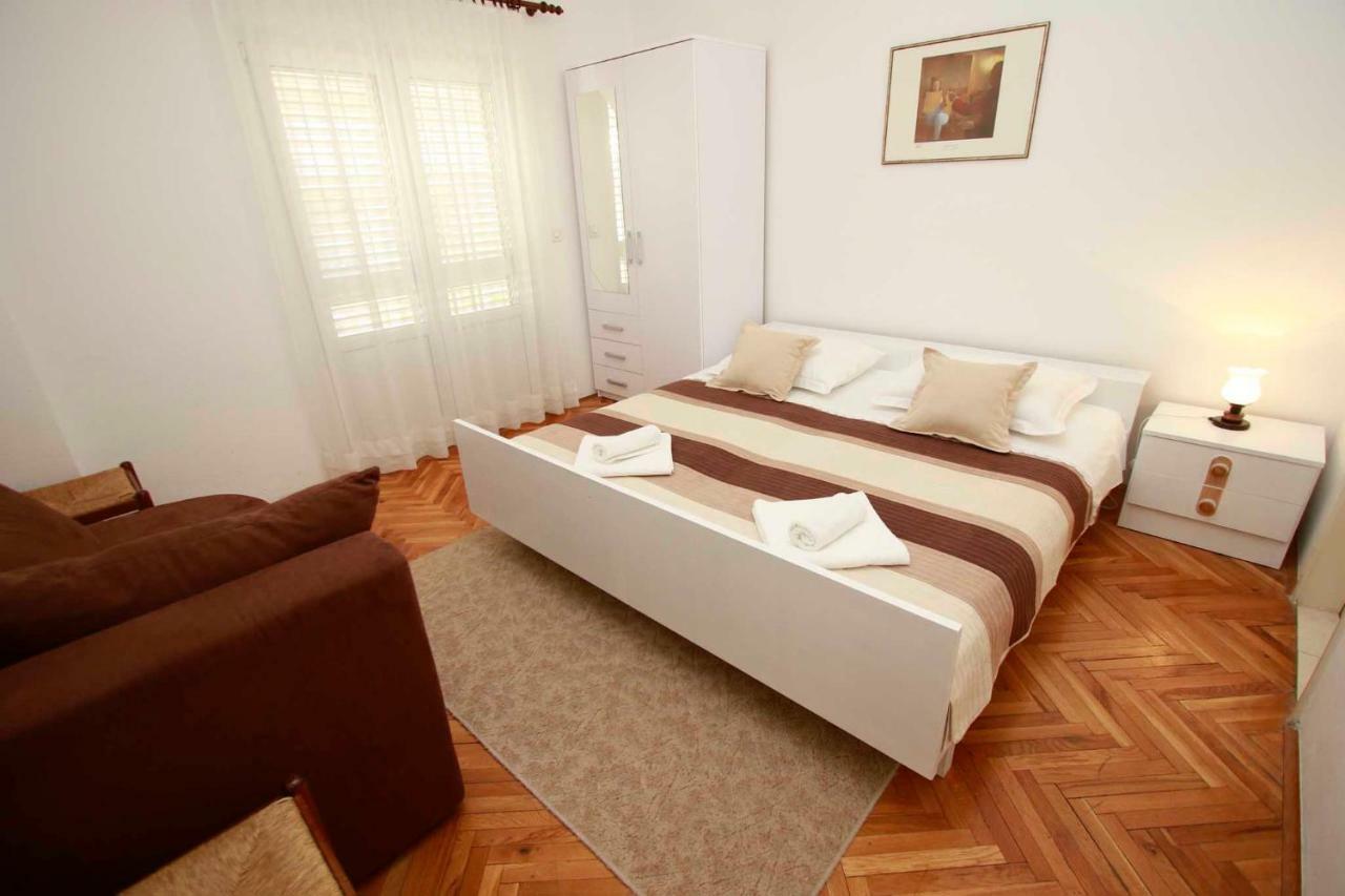 Apartma Grozdic